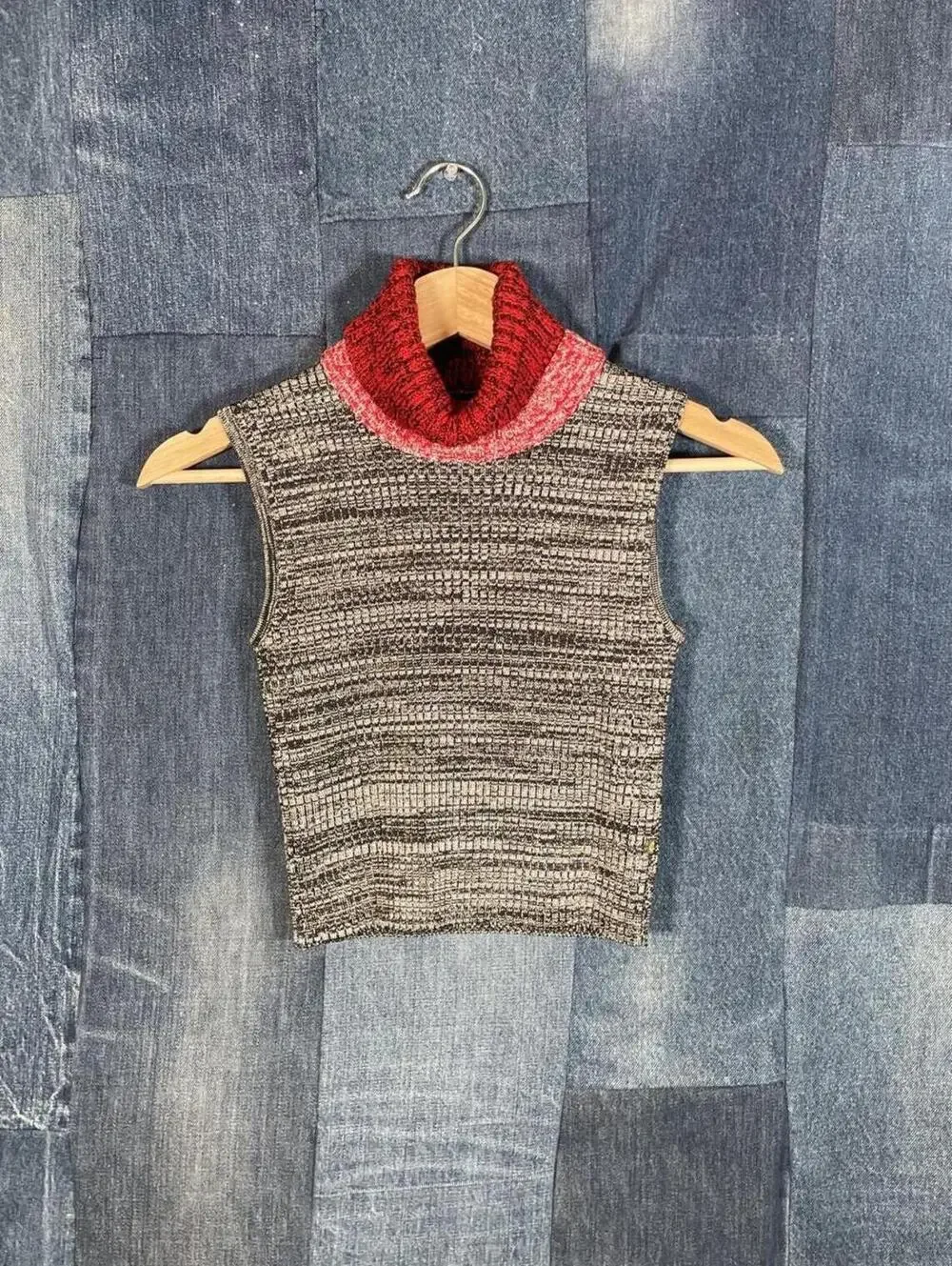 Louis Vuitton Knit Sleeveless Turtleneck Japan XS 12X25 - Picture 1 of 5
